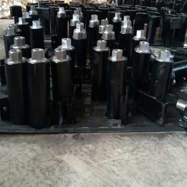 内蒙煤焦化公司定制天浩焦化机械设备-供应-弹簧套筒发货中